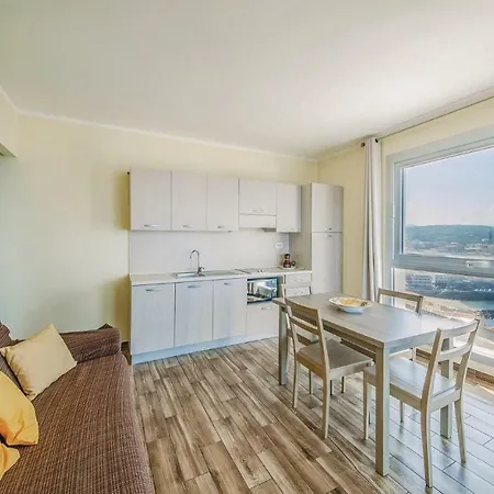 Apartment Miramare